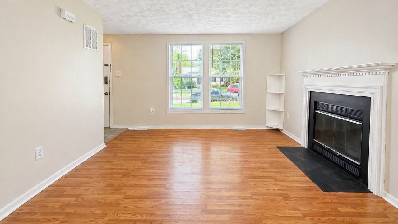 7416 Kilcreggan Ter - Photo 3 of 23