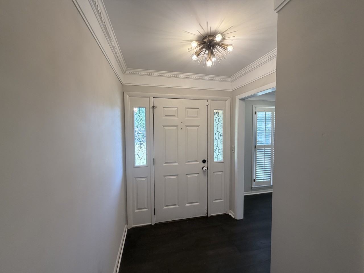 8711 Edgehill Dr Se - Photo 3 of 23