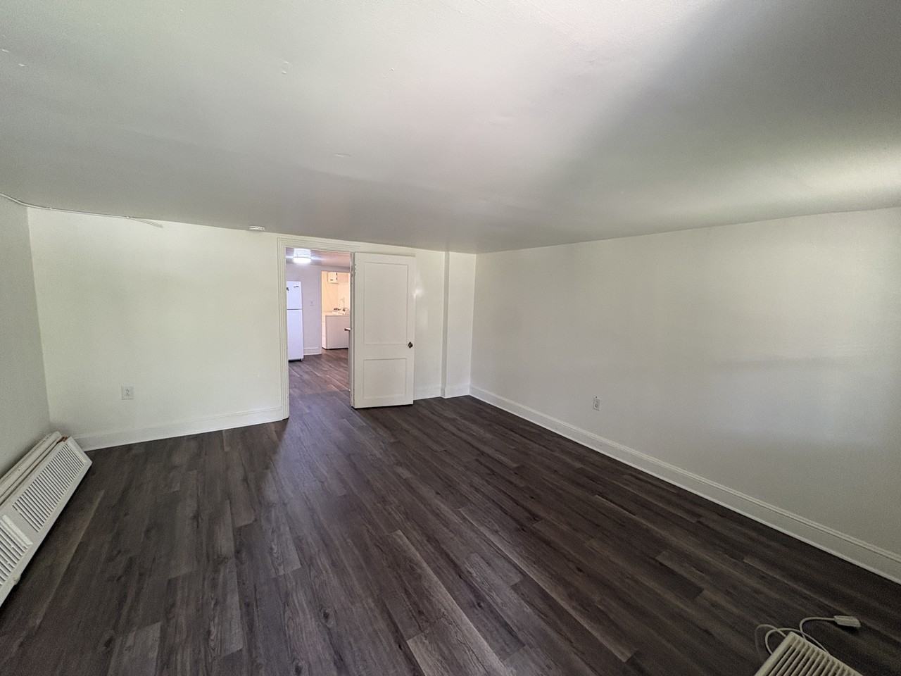 403 W South St - Photo 2 of 18