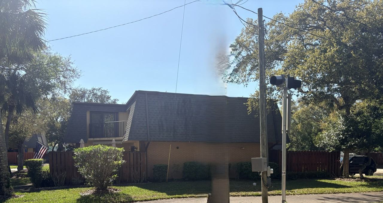 3810 Saxon Dr - Photo 4 of 21