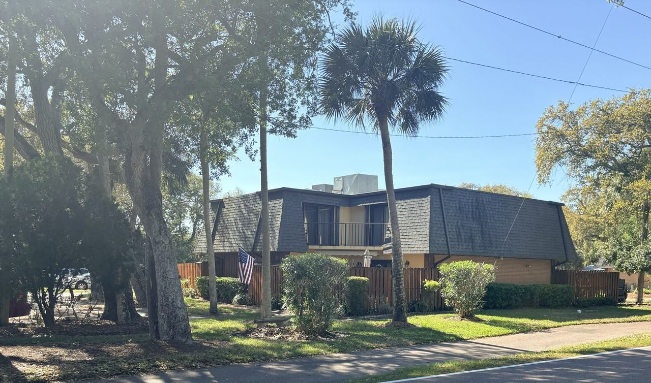 3810 Saxon Dr - Photo 6 of 21