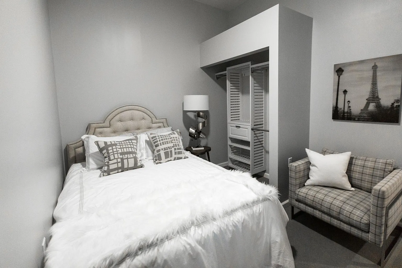 169 Elk St - Photo 7 of 14