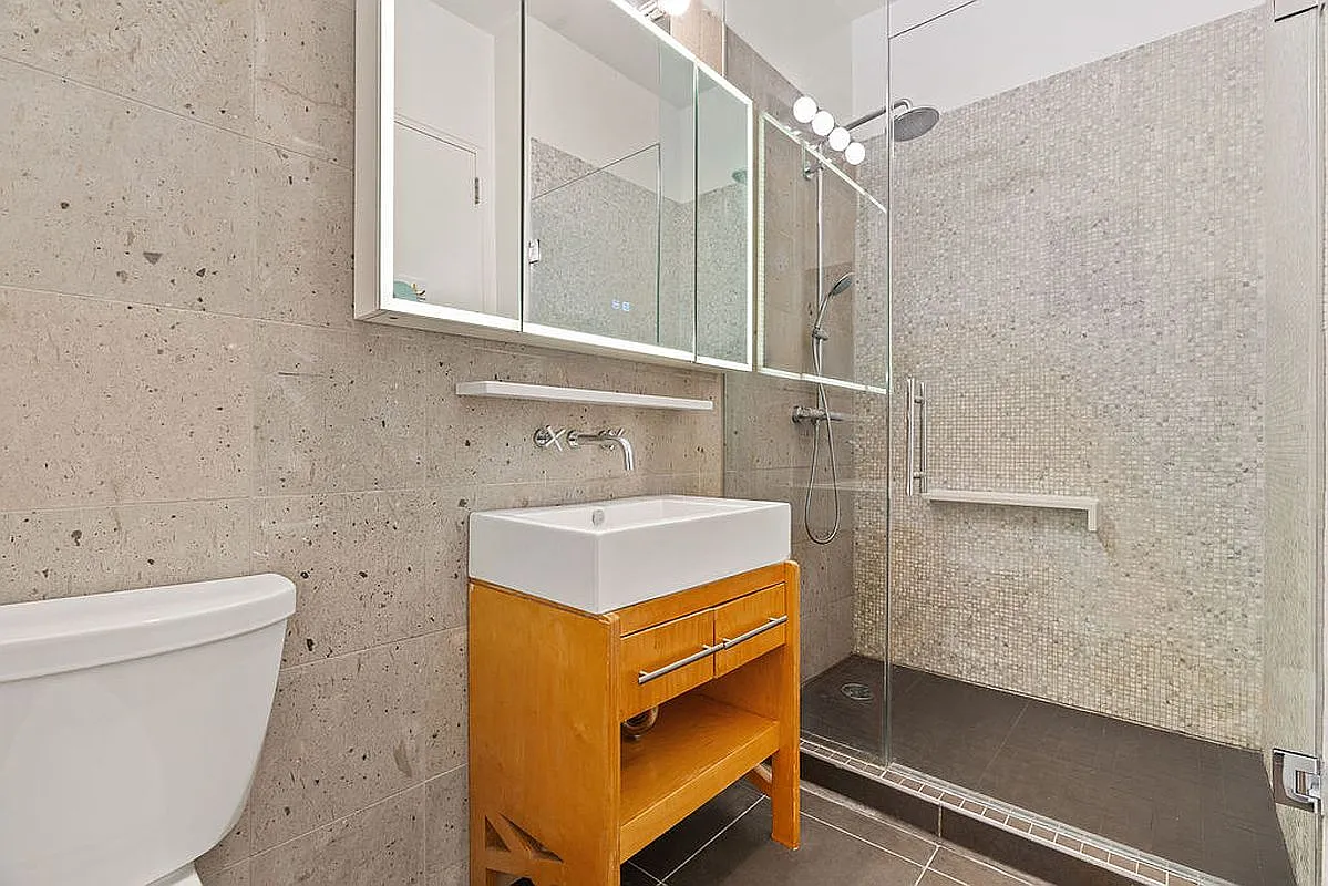 2728 Thomson Ave #529 - Photo 5 of 9