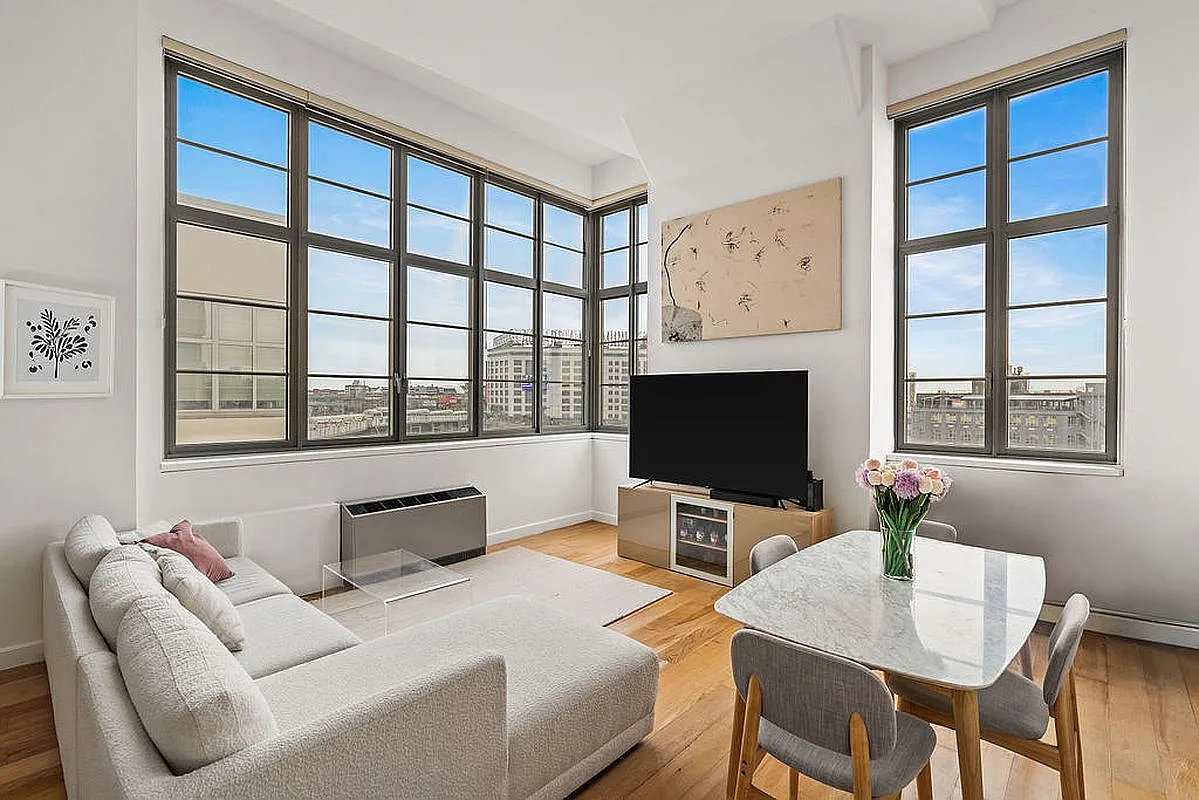 2728 Thomson Ave #529 - Photo 7 of 9