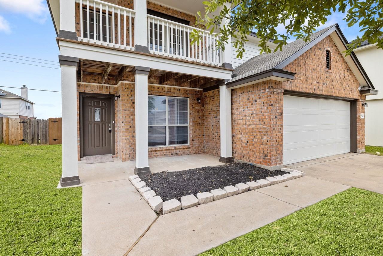 4502 Donegal Bay Ct - Photo 2 of 24