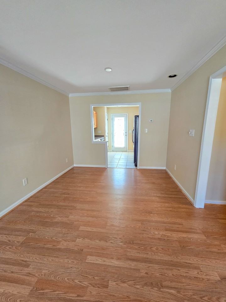 9819 Layla Ave - Photo 7 of 35