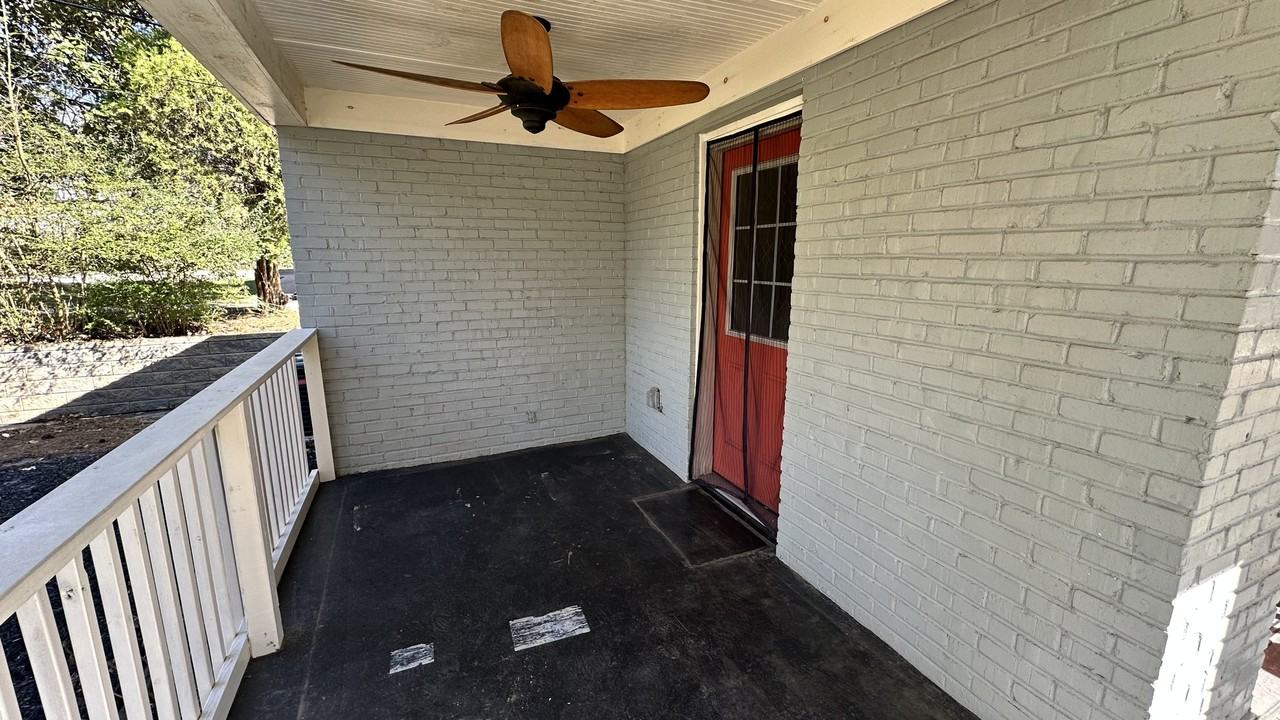 1770 Springview Rd Nw - Photo 4 of 30
