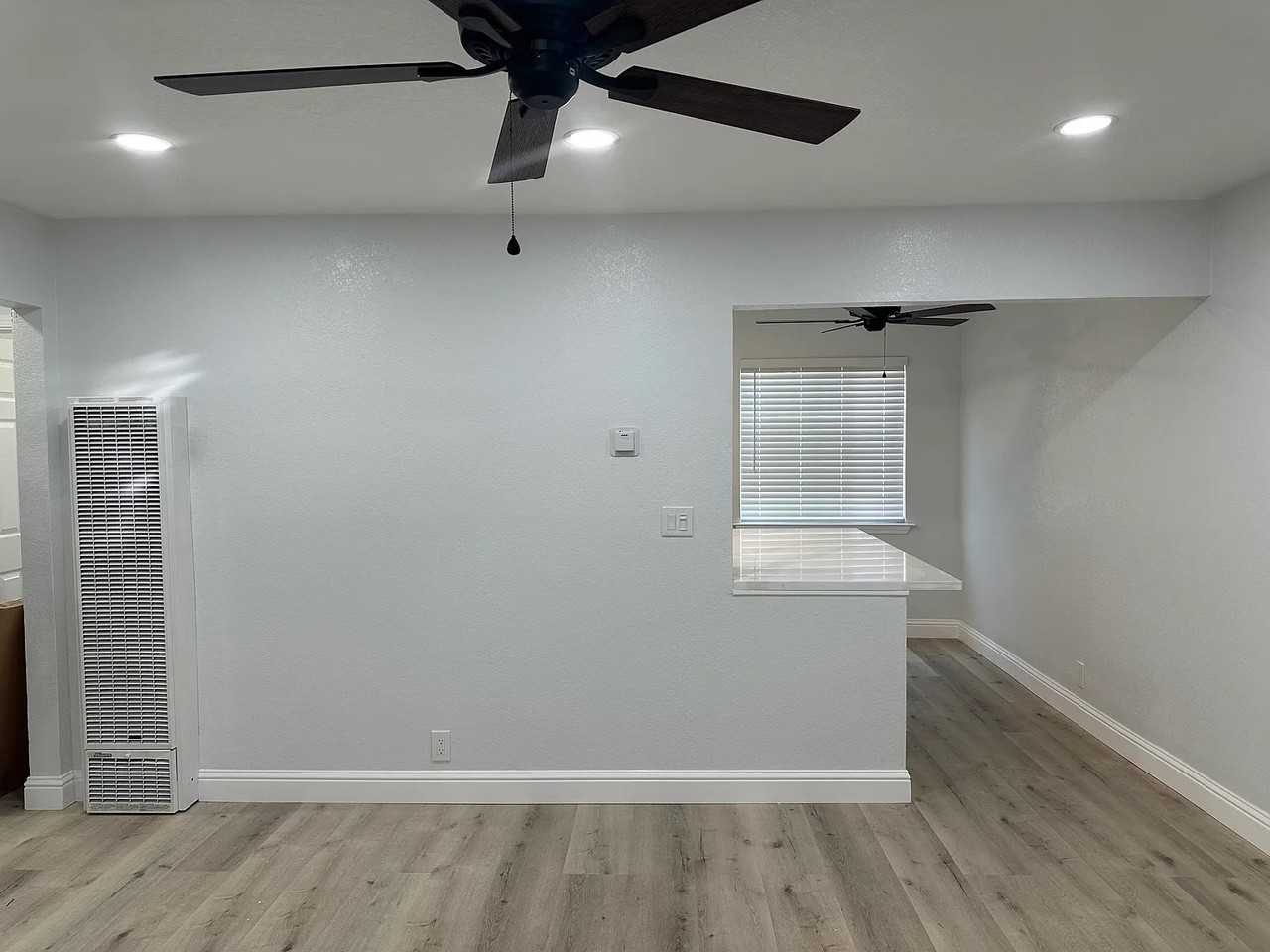 1350 Warburton Ave - Photo 3 of 9