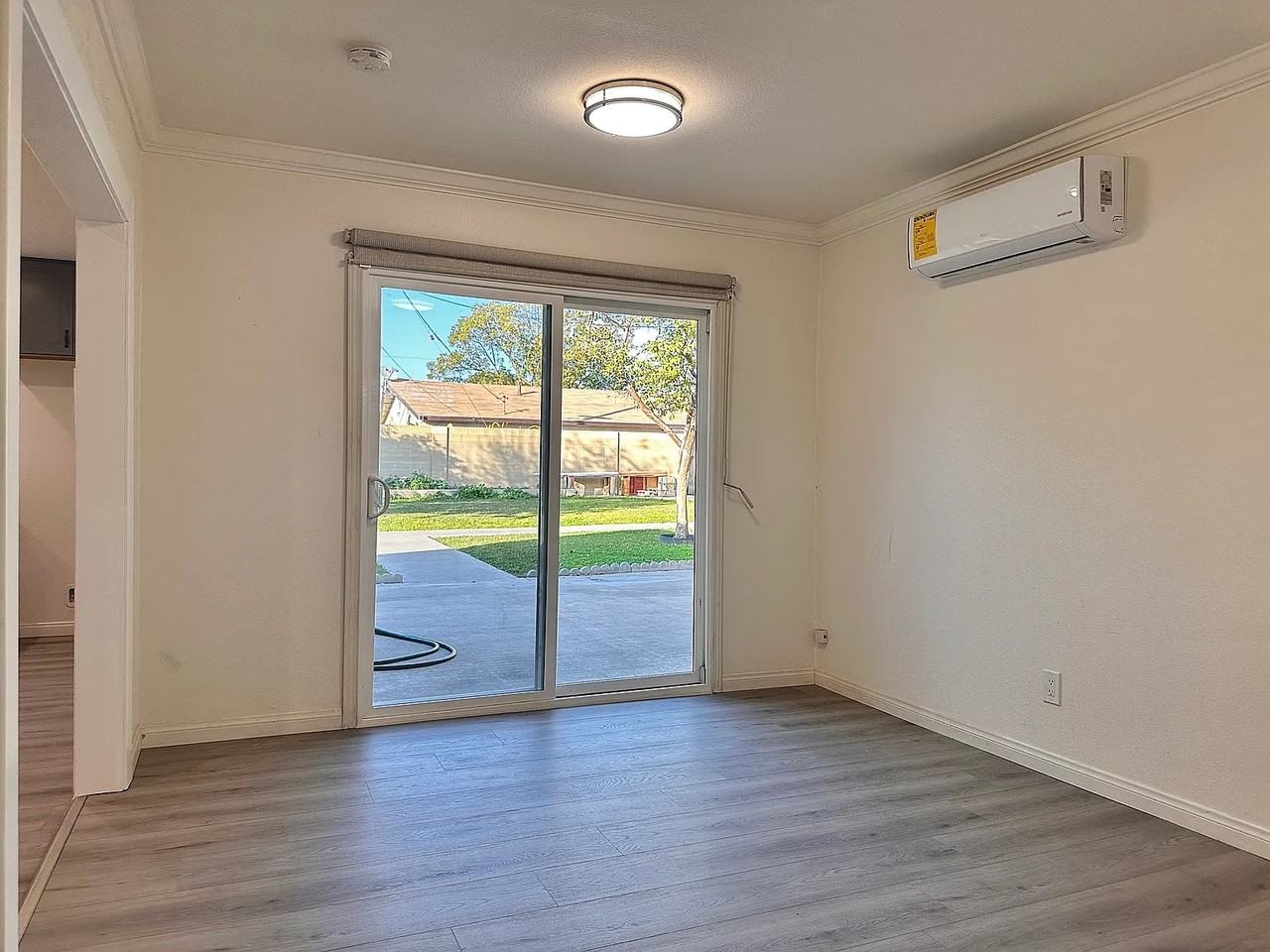 2231 E Wagner Ave - Photo 3 of 10