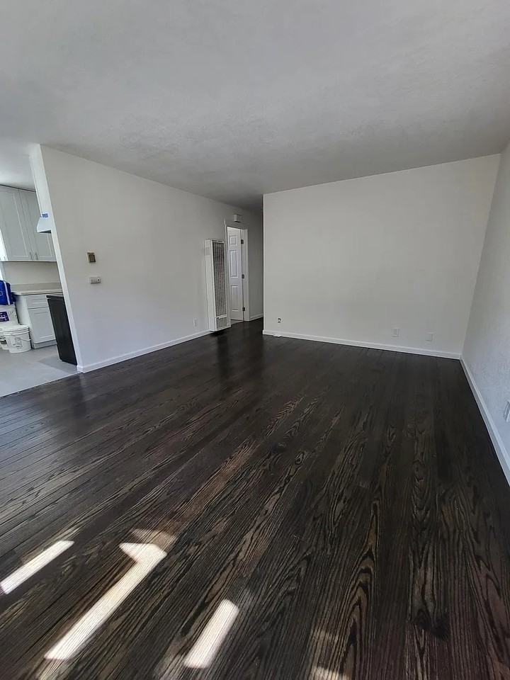 2334 Browning St #3 - Photo 2 of 11