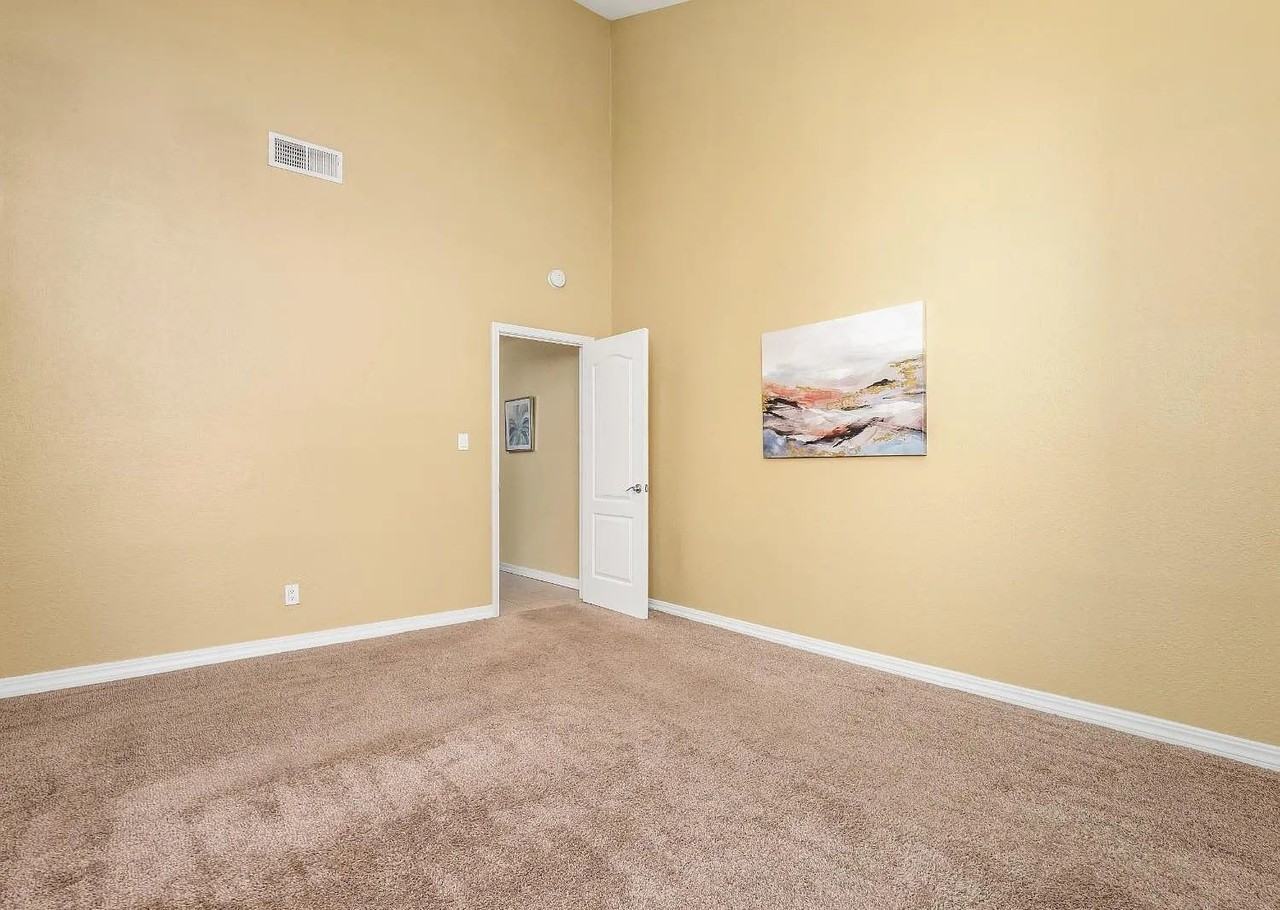 7166 N Fruit Ave #179 - Photo 6 of 15