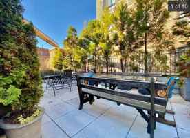 featured image of 25 E 10th St