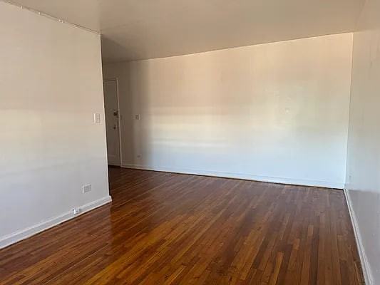 3727 86Th St - Photo 5 of 16