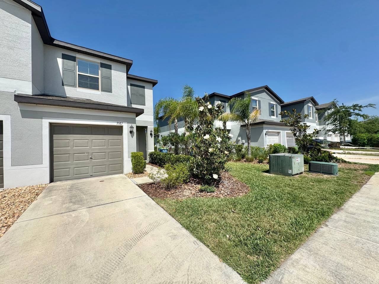 3587 Bellmeade Ct - Photo 3 of 42