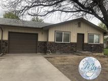 728 Eastland Dr N - Photo 1 of 1