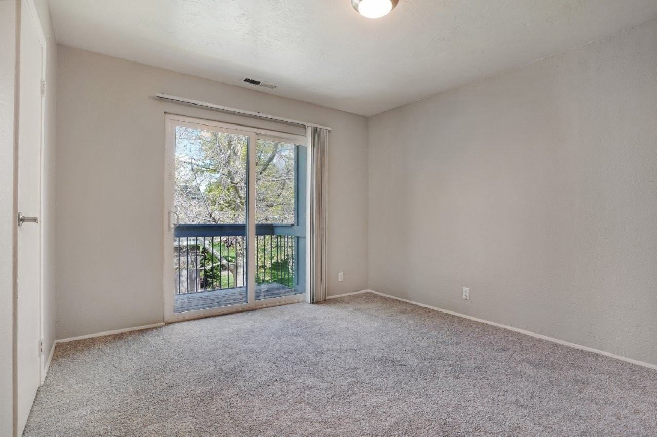 Villas at Vine - Photo 6 of 30