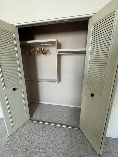 8314 110 Ave Nw #402 - Photo 4 of 11