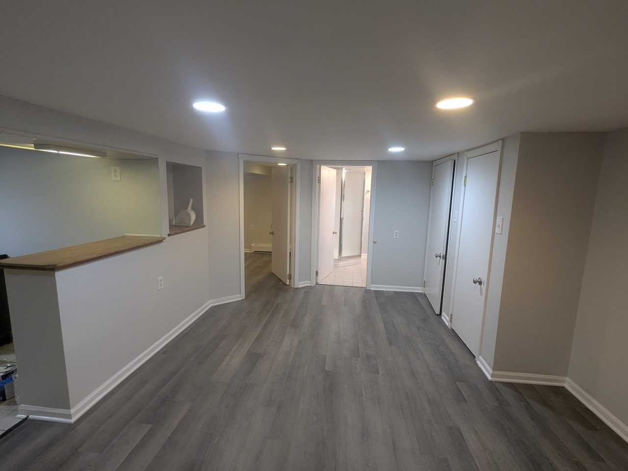 1952 S Chestnut St - Photo 4 of 15