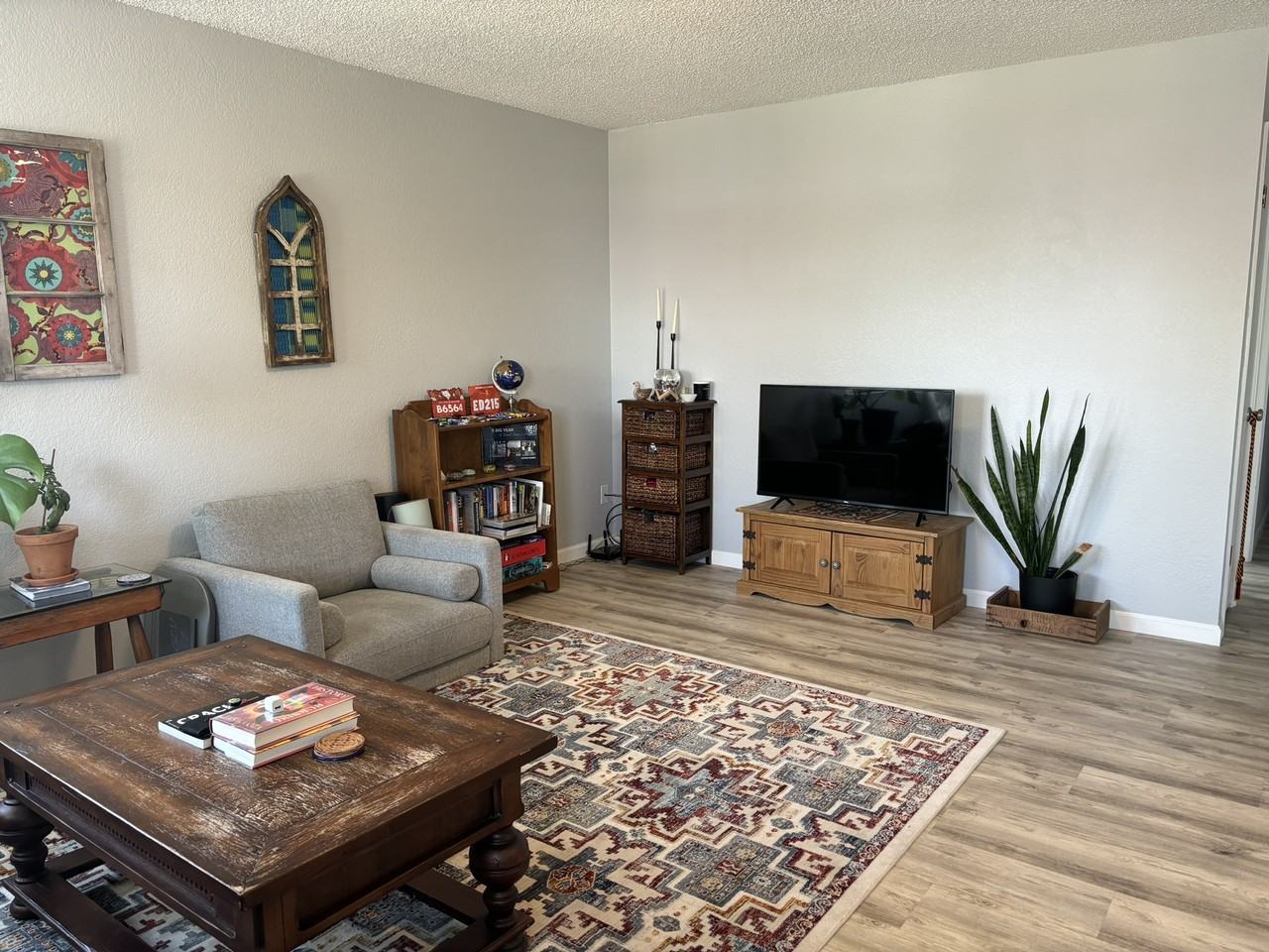 4202 Monroe Dr #D - Photo 5 of 31