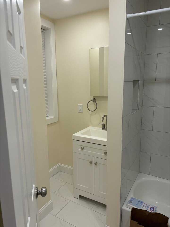 Burbank St #11 - Photo 3 of 5