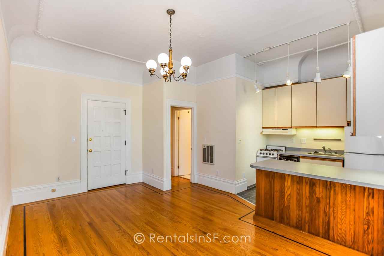 709 Fillmore St #1 - Photo 7 of 12