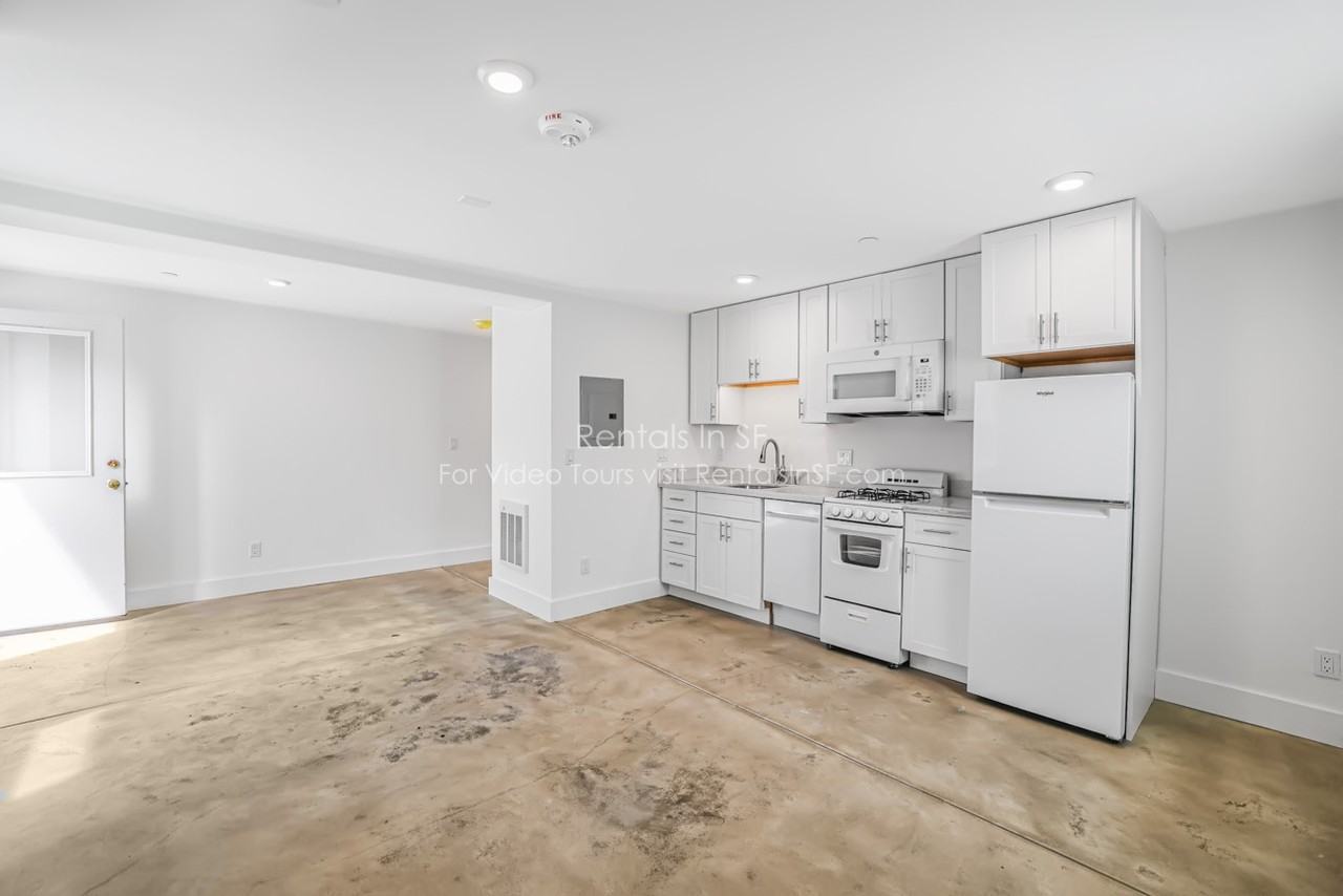 8 Walter St - Photo 3 of 8