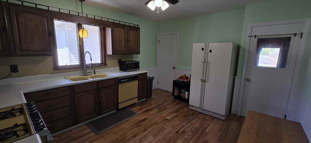 20 Hooker St #2 - Photo 4 of 22