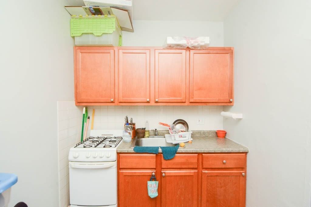 1710 W Estes Ave #P402 - Photo 2 of 14