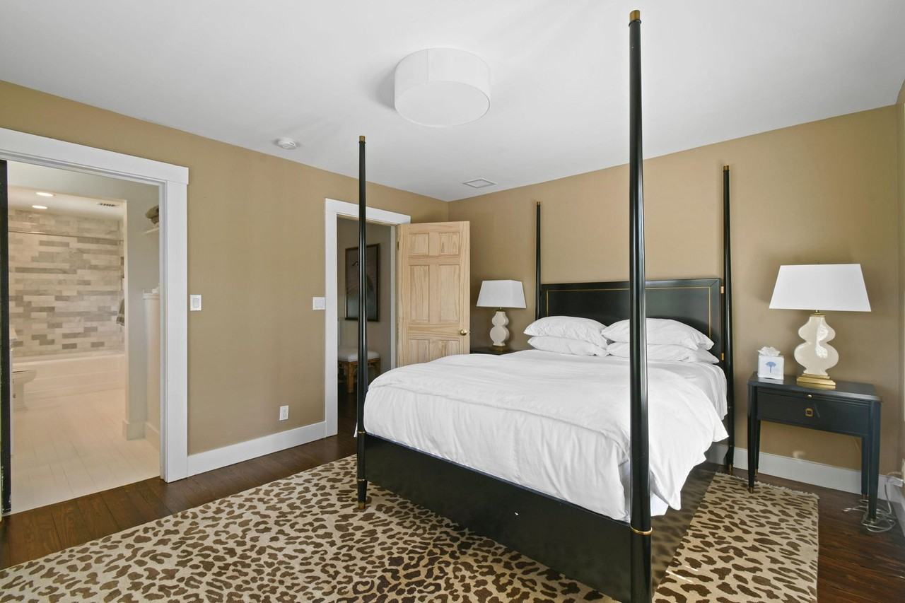 300 Buckingham Rd - Photo 6 of 40