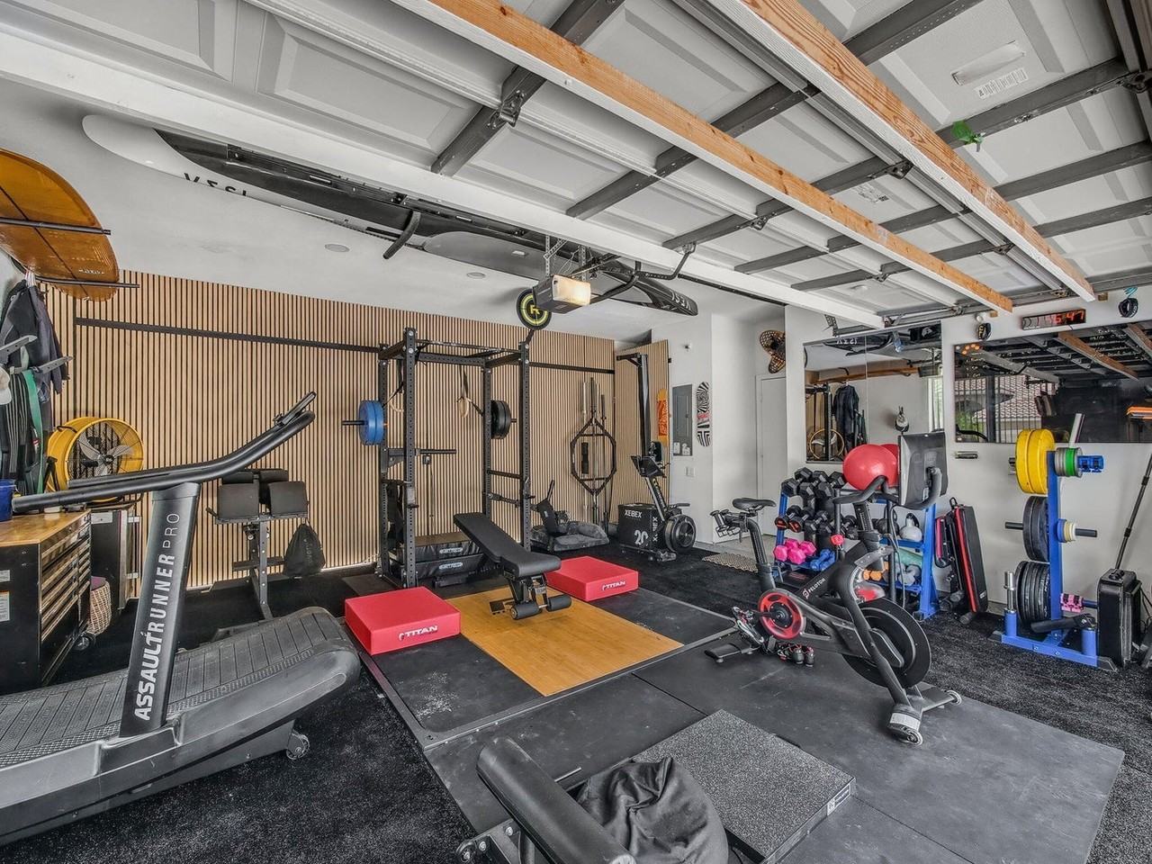 6017 Newport Village Way - Photo 7 of 40