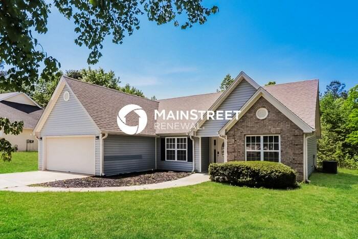 45 Ashley Way - Photo 3 of 16