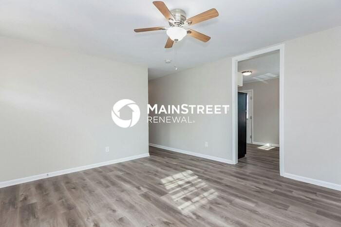 4912 Morgan St - Photo 5 of 16