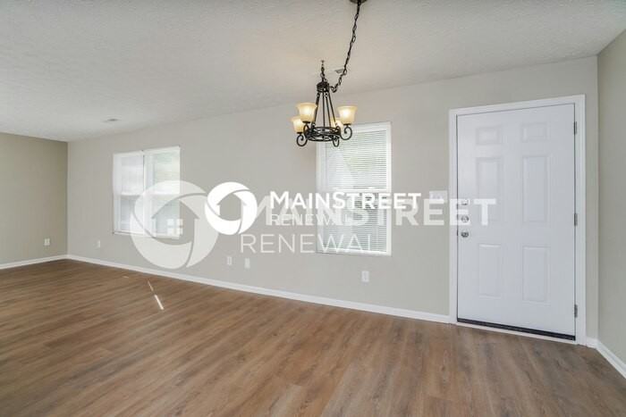 6407 Hunters Creek Blvd - Photo 7 of 17