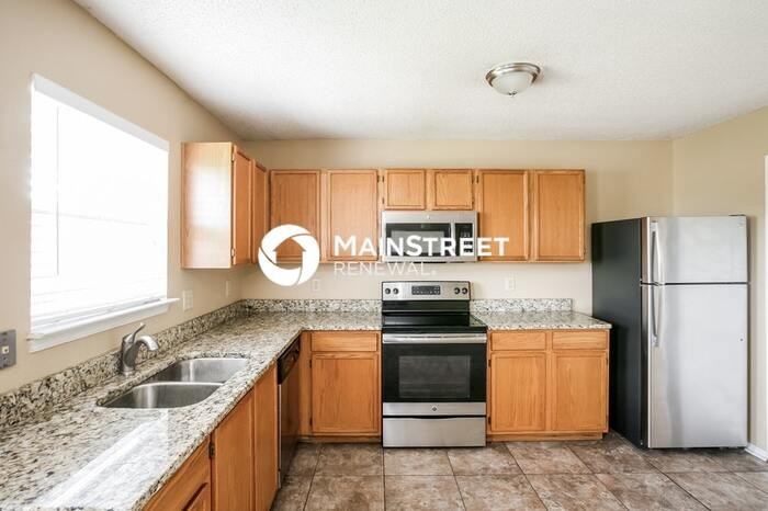 2114 Summer Breeze Way - Photo 6 of 17