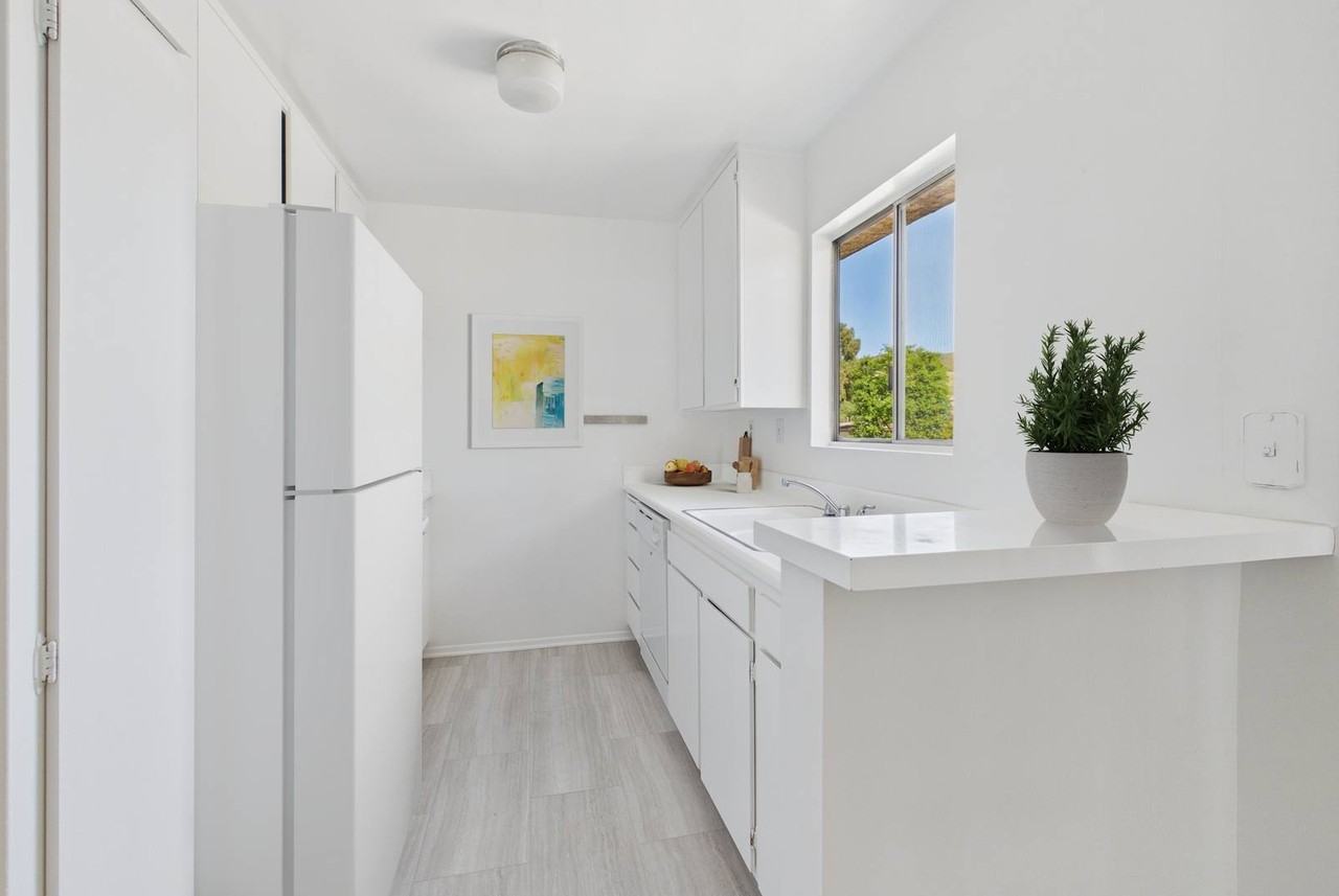 La Cresta Apartments - Photo 6 of 50