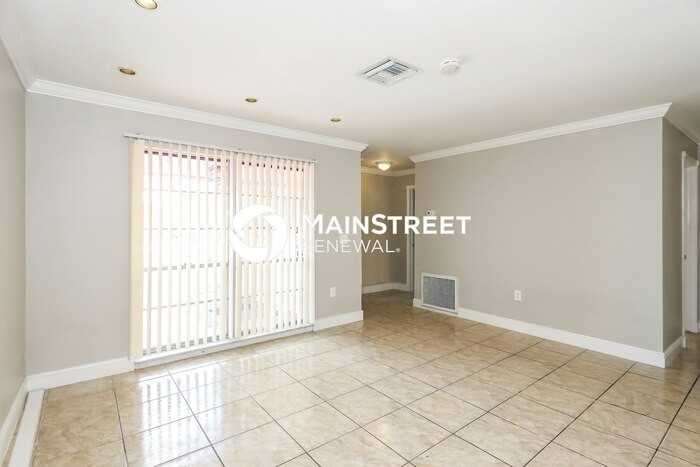 9611 Johnson St - Photo 4 of 16