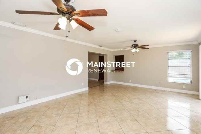 9611 Johnson St - Photo 6 of 16