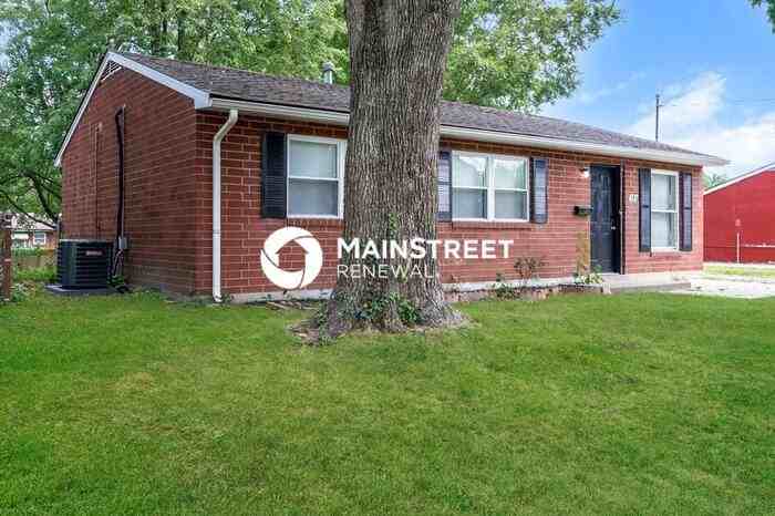 309 Downes Ln - Photo 3 of 16