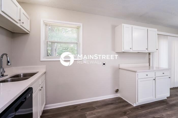 309 Downes Ln - Photo 6 of 15
