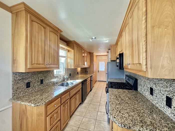 3603 Udall St - Photo 5 of 23
