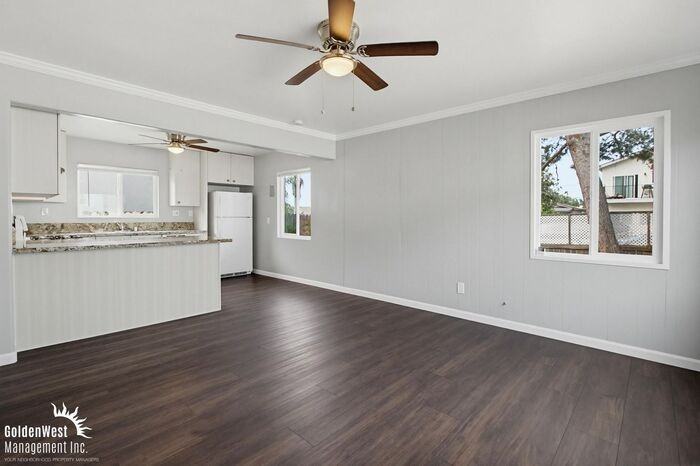 3131 Chamoune Ave - Photo 7 of 22