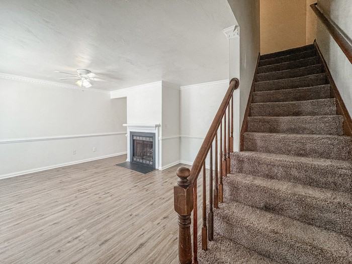 5523 Gates Landing Rd - Photo 2 of 25