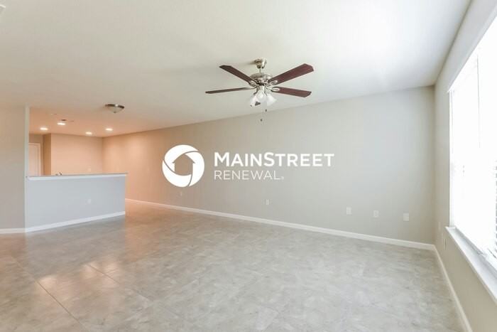 7050 Hallie Rdg - Photo 4 of 15