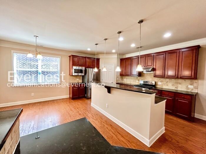 1656 Danbury Parc Pl Ne - Photo 3 of 42