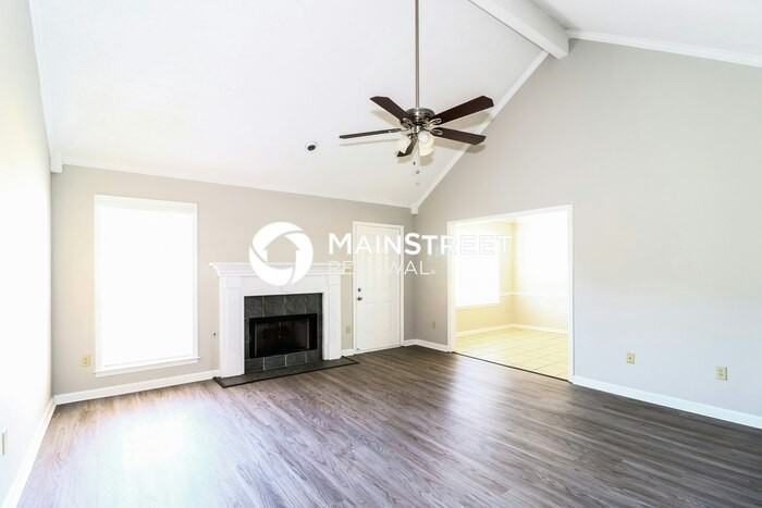 3827 Richbrook Dr - Photo 5 of 15