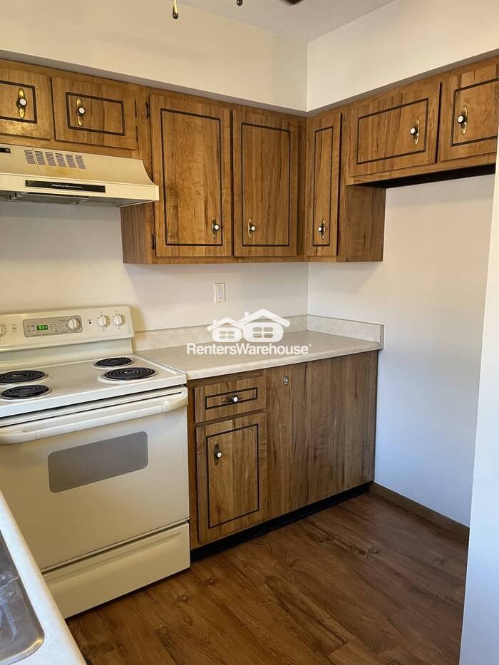 10525 Roseton Ct - Photo 4 of 31