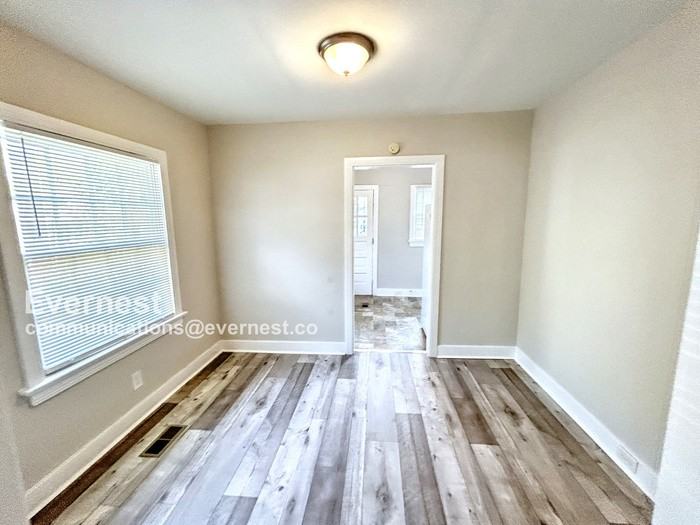 8408 5th Ave S - Photo 7 of 20