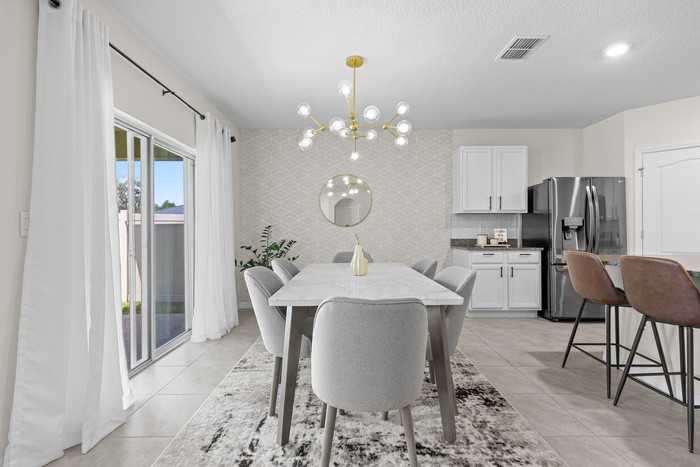 5374 Pine Lilly Dr - Photo 7 of 25