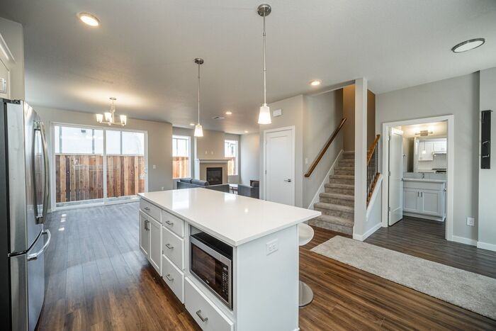 4054 Se Holgate Blvd #A - Photo 3 of 11