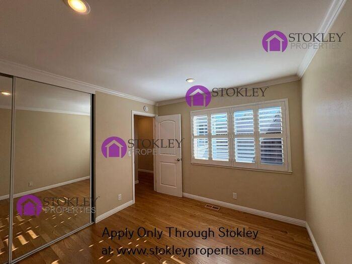 323 Thistle Cir - Photo 4 of 50